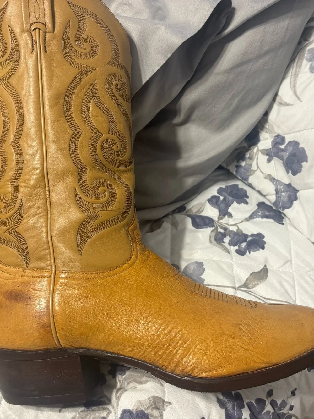 Tony Lama Smooth Ostrich Leather Cowboy Boots Style 8438 13D